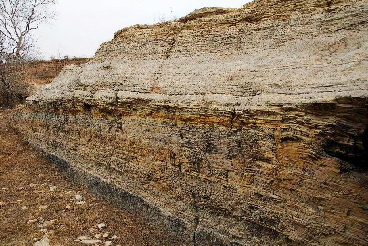 五彩花$人们以为紫禁城铺地只能用金砖,其实花斑石更高档,它为何绝迹了