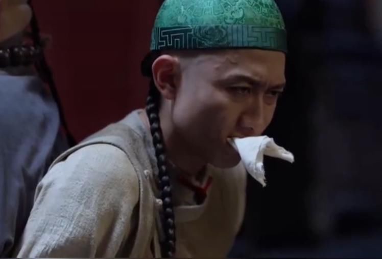 张一山|鞠婧祎被绑架像咬棉花棉被吐槽!穿丧服化浓妆不尊重观众