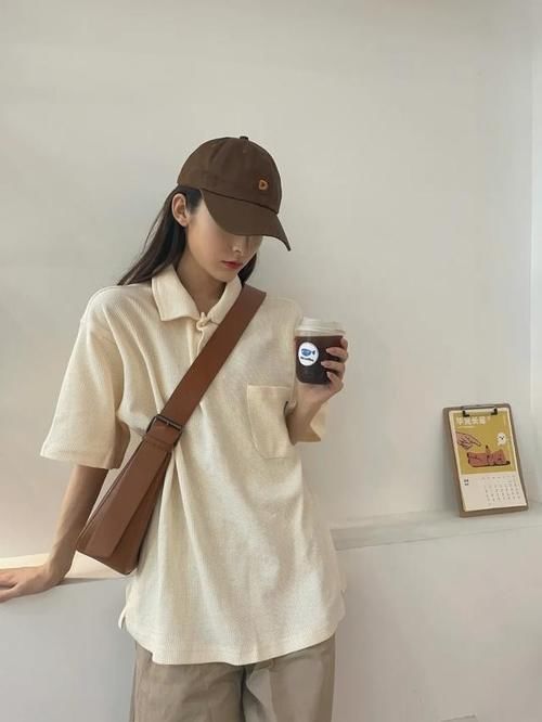 风格|“渣女风”已经过时了,今年更流行“无性别穿搭”,高级又有质感