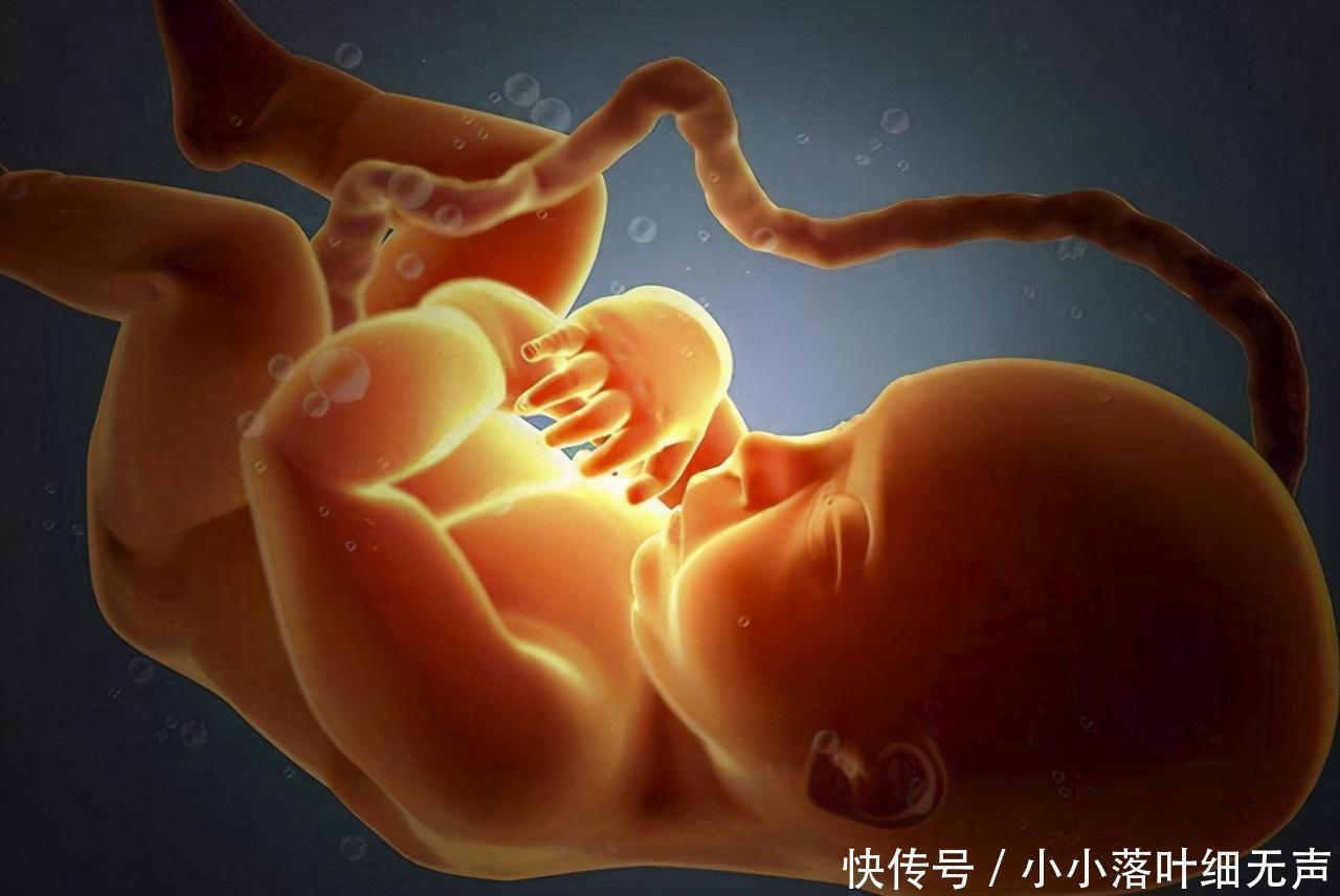 孕妈|孕期有这3个行为,容易导致胎儿脐带绕颈,孕妈别只顾着自己舒服