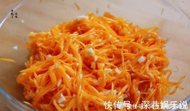 南瓜丝|懒人小笼包，比蟹黄包还好吃，鲜香多汁，不发面不揉面，出锅必光