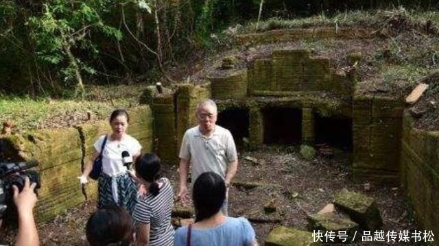 祖坟被人挖掘,她生气去理论,却意外发现自己身世不简单