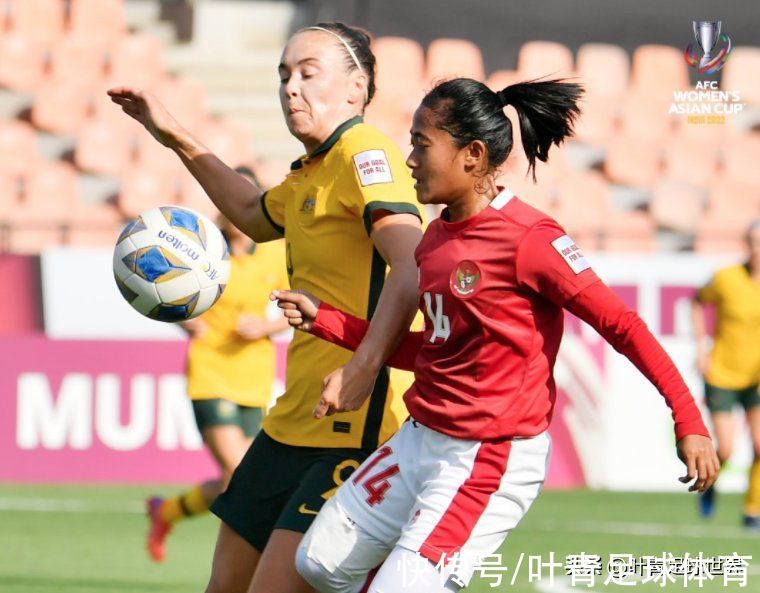 萨姆-克尔|女足亚洲杯0-18惨案！输球后她们带着笑，排队与1巨星合影