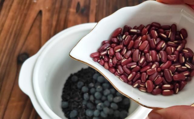 贫血最怕这食材,这样做每天喝一碗,补血养颜气色好,女人要常喝