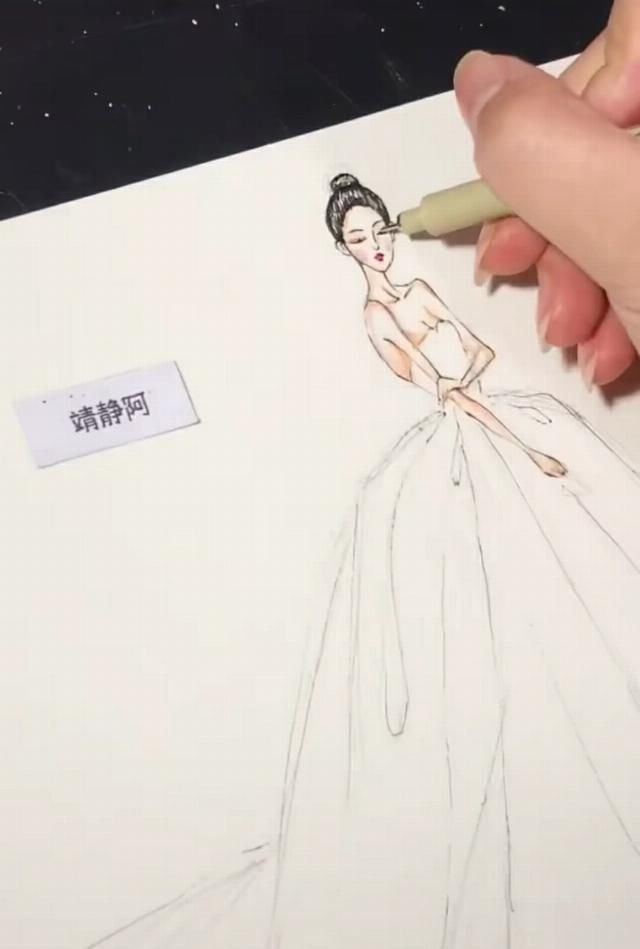 成品|美术生的婚纱设计,从扫帚上获取原材料,最后的成品效果美爆了