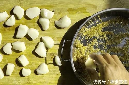 教你在家做糯米果,不煎不油炸,口感软糯,甜甜的好好吃