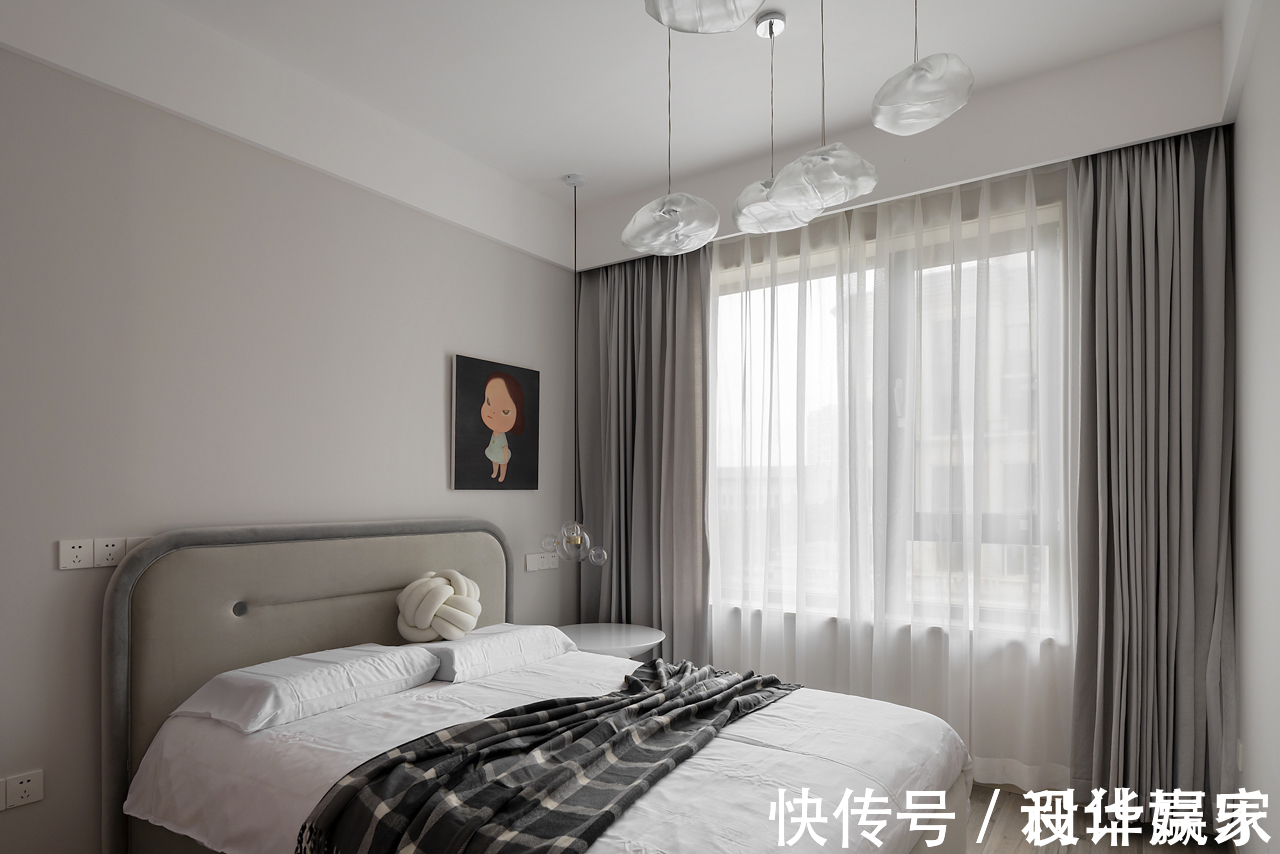 原木|243㎡自然跃层,耐看的原木+白色,还有自家花园,真让人羡慕