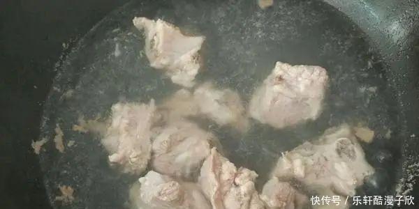 失眠最怕的一道菜，做法簡單湯鮮味濃，一覺睡到天大亮