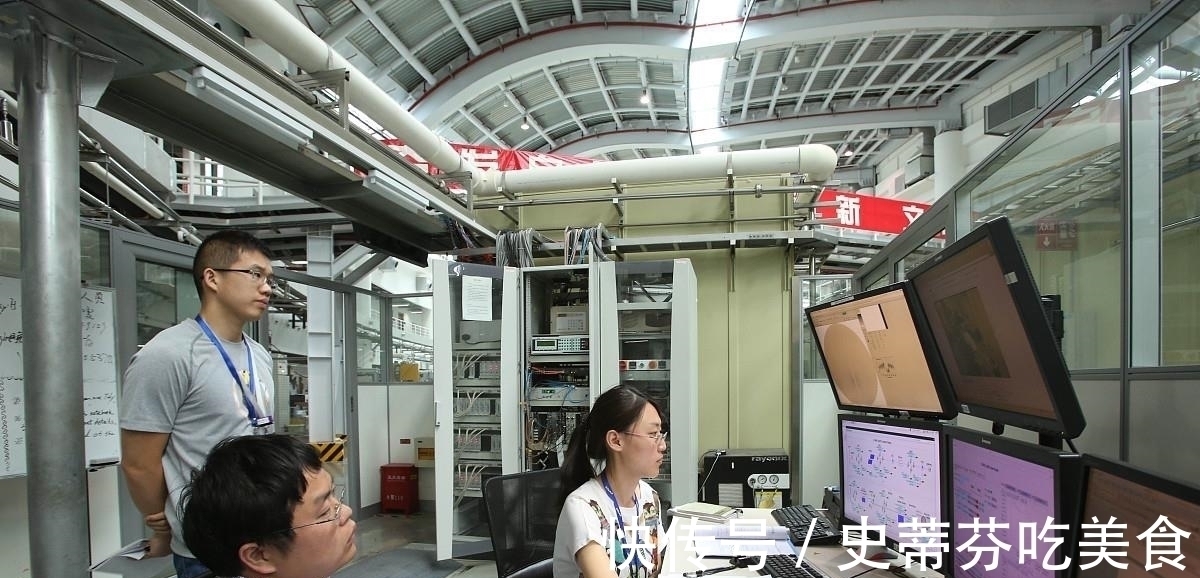 任正非|160里没有1个,ASML终于摊牌了!难怪2年前任正非选择了违背原则