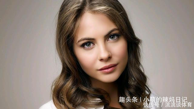 弹性|有“法令纹”的女人,平常多做这4件事情,颜值会有比较大的提升