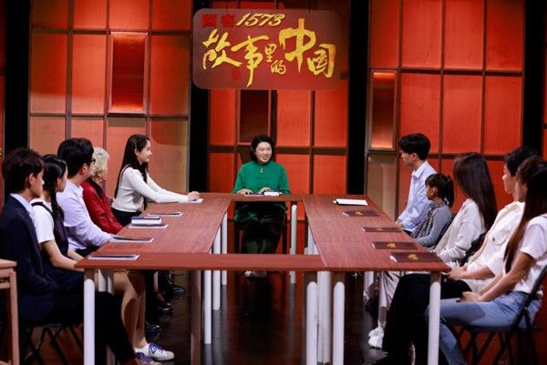 百年光輝力透時(shí)空《故事里的中國》第三季讓時(shí)代人物點(diǎn)燃愛國情