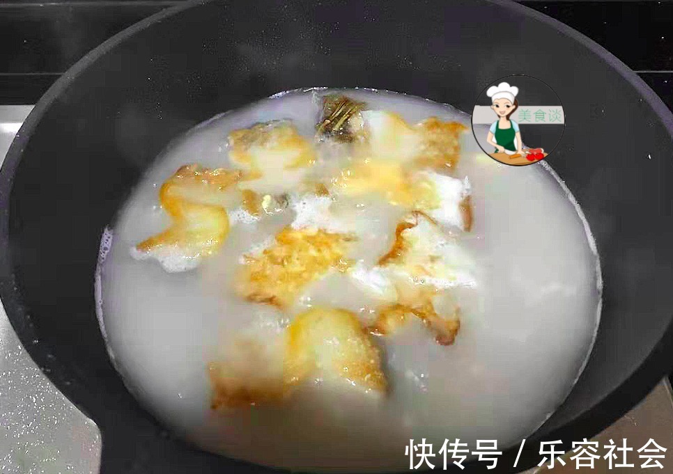 鱼骨汤|入夏后我家常吃此肉,才9元一斤,高蛋白低脂肪,简单一煮,真鲜