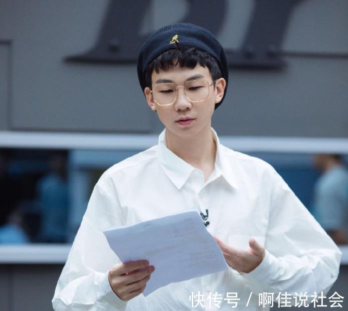 布瑞吉|《披哥》四人淘汰从哥哥们的相处，看他们的格局和能力