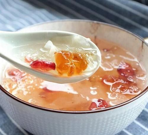 排毒养颜|女人常吃几样碱性食物,刮油排毒,气色好,妇科炎症不来找