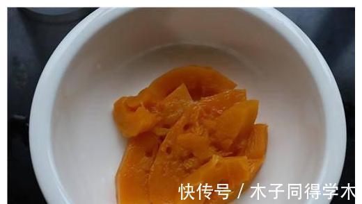 养颜|南瓜和它煮，女性常吃皮肤白里透红，养颜活血，排出毒素！
