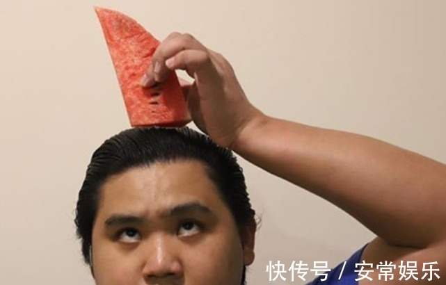 西瓜皮|小哥低成本COS龍珠角色,超紅悟空表情到位,沙魯的造型引人注目