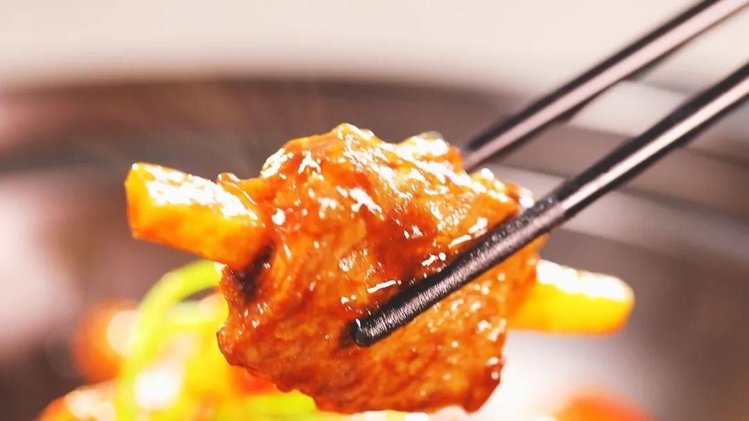  羊肉|「养生厨房」今日菜品——“脱胎换骨”羊肉煲