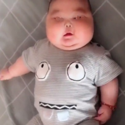 宝宝|小两口忙于工作,将宝宝送到乡下父母家,几月没见竟不认识孩子了