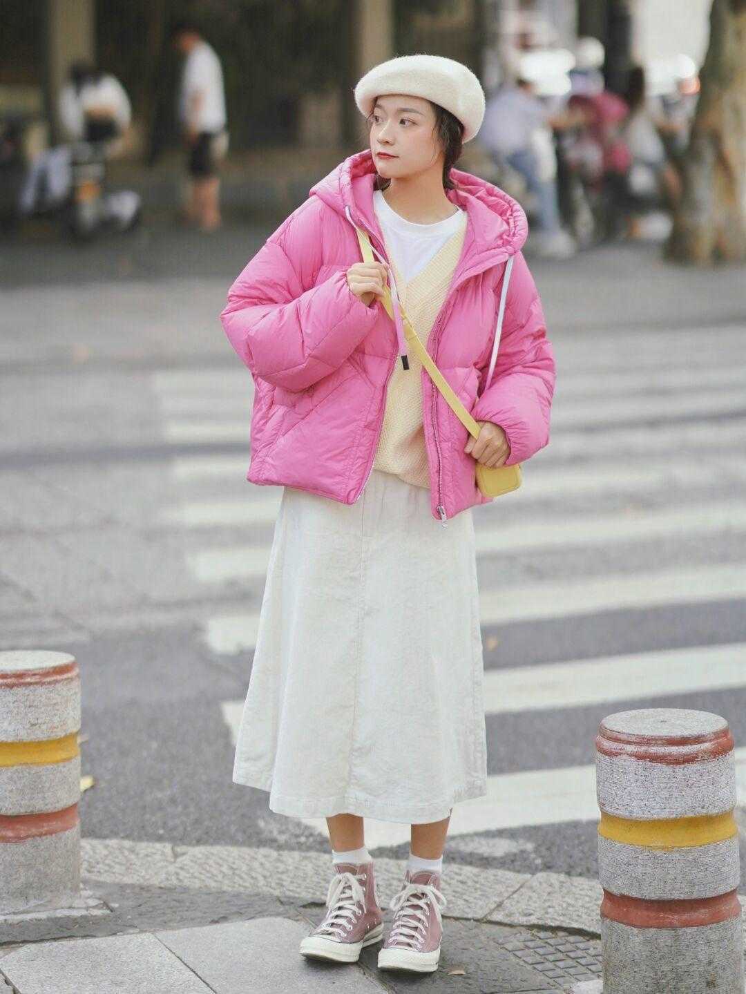 碎花裙 怎么穿保暖又减龄?快来试试这些“早春色”单品,甜美温柔又时髦