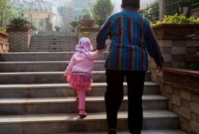 身体健康|孩子总说屁屁疼,家长一开始没当回事,医生的话令宝妈痛哭