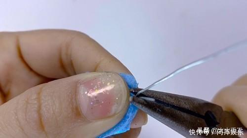 亲子手工创意,水果网做成的勿忘我,幼儿园老师都在做