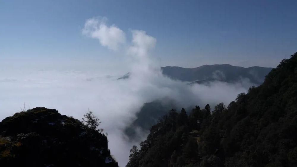 情结|云海与雪景、雾凇齐聚,惊艳了鸡足山的冬天!