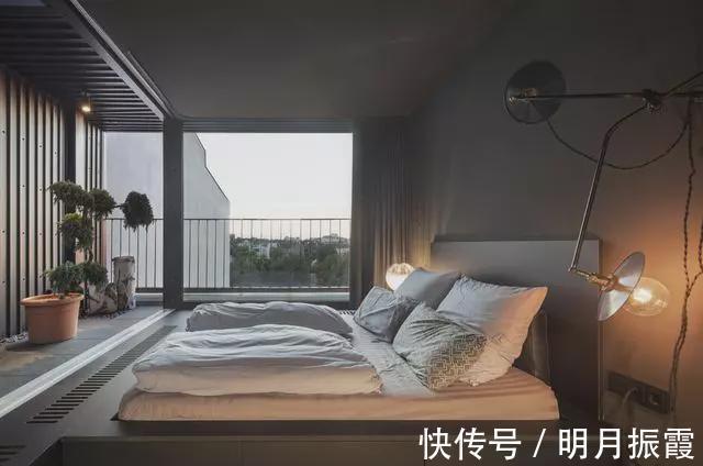 复式公寓|小夫妻搭建120平顶层复式公寓,公用的顶楼装得太漂亮,要拆吗?