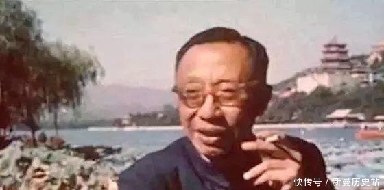 通房|老照片:图3李鸿章的“通房丫环”,图6袁世凯的异国姨太太