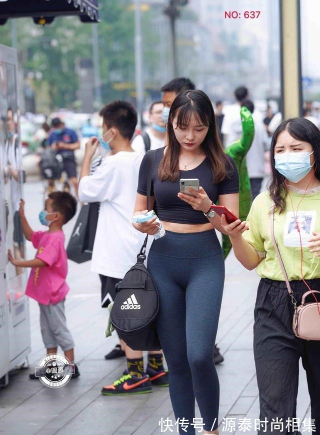 韵味 优美典雅的瑜伽裤装扮轻松做女神,穿出女性的成熟韵味,精致美丽!