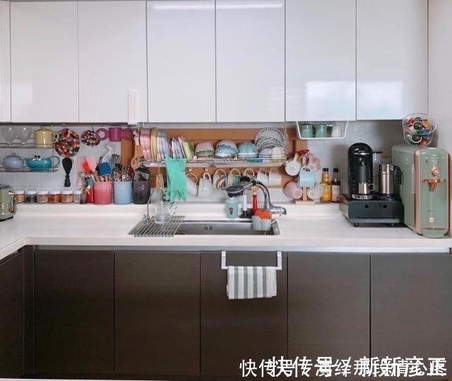 收纳|韩国夫妻的家，简单精致，奉行极简主义的她，把家收拾得一尘不染！