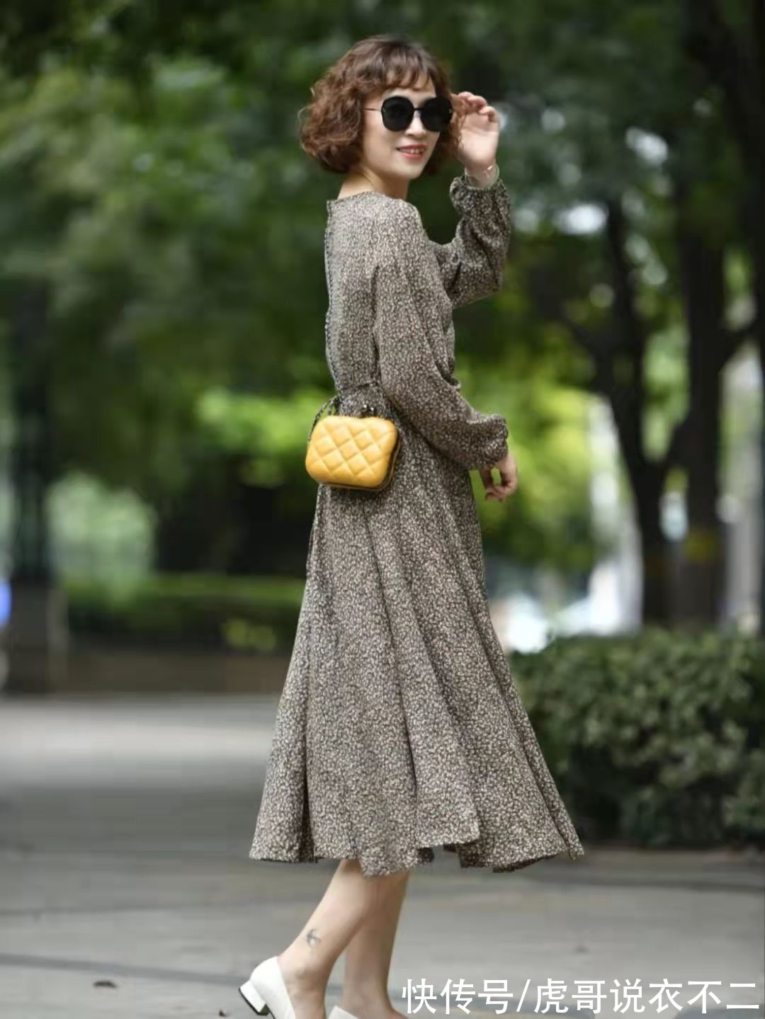 迷笛裙|这才是50岁“姐姐”该会的打扮，掌握四要四不要，年过半百也动人