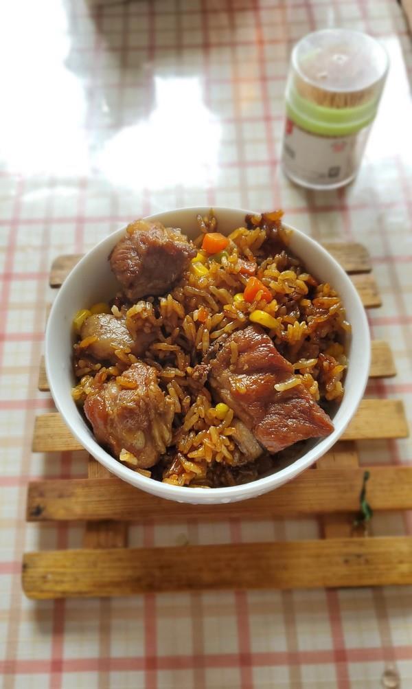 搞定|超适合懒人的排骨焖饭,电饭锅就能搞定,香而不腻做法简单