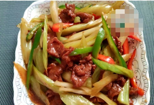 这菜我常做，虽然不便宜，但鲜香下饭，家人爱吃，贵也值