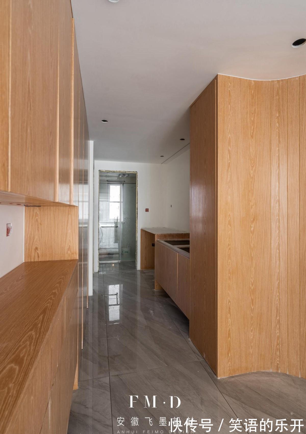 步入式|万科业主有远见,装3.1m柜子做步入式玄关+洗衣房,解决户型痛点