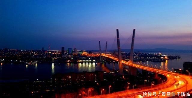 港口|俄罗斯远东最大的城市和港口,符拉迪沃斯托克,清朝时称海参崴