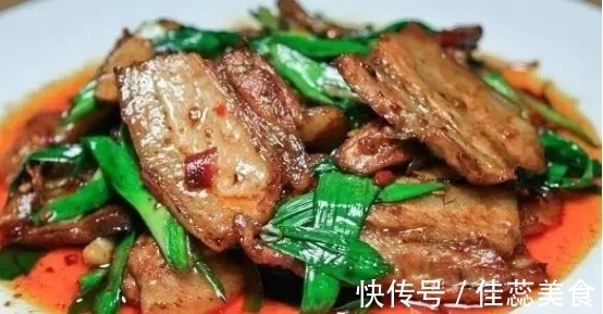 非常开胃的家常菜，味道不比餐馆差，一大盘不够吃，秒变下饭菜