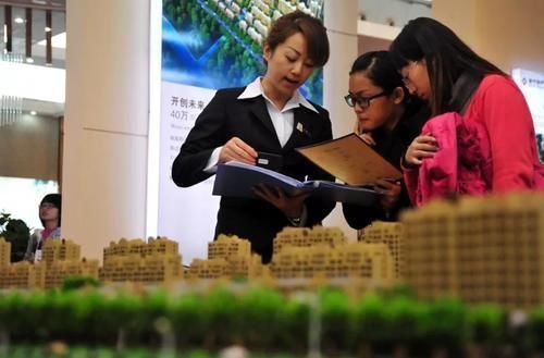 楼市|部分房源降价百万,开发商开始谨慎拿地了,楼市趋势你看懂了吗