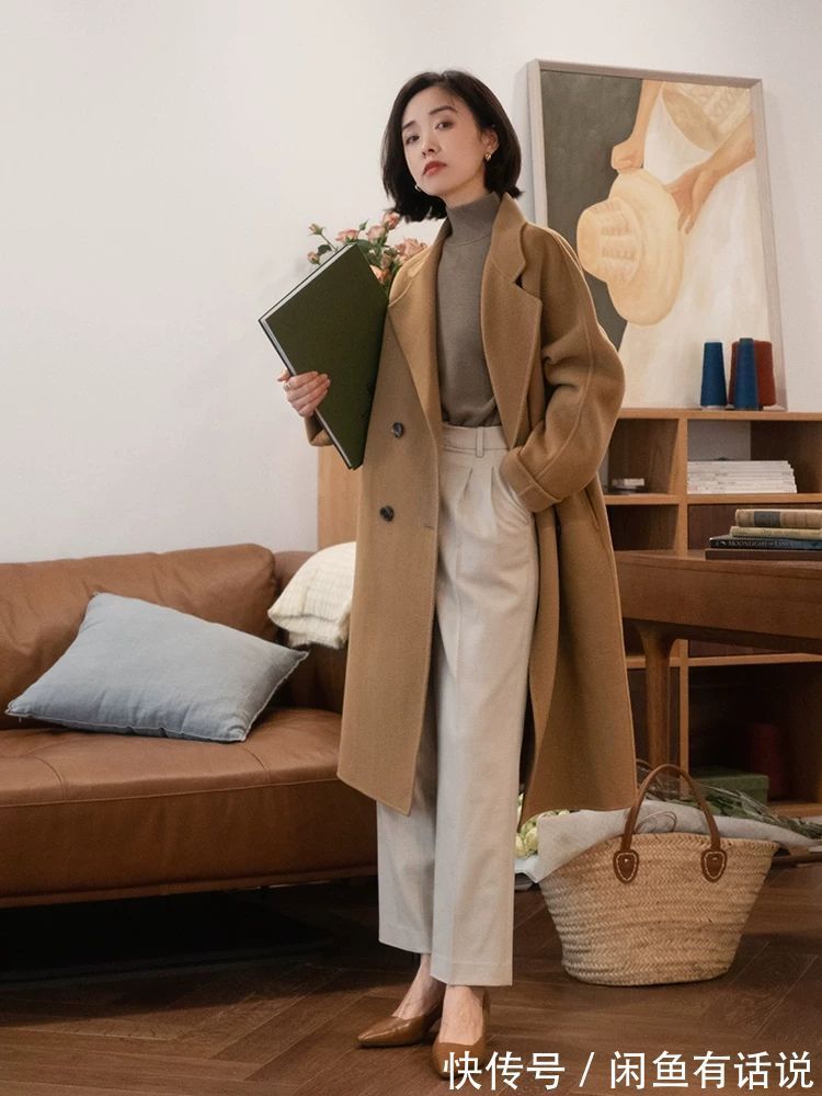 高级感|女人40岁后穿搭要做减法,记住这3个关键点,时髦还有高级感