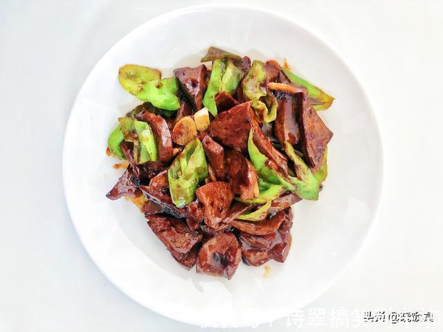 饭店|难怪饭店炒的猪肝这么好吃,多加这2步,出锅不柴不腥,滑嫩鲜香