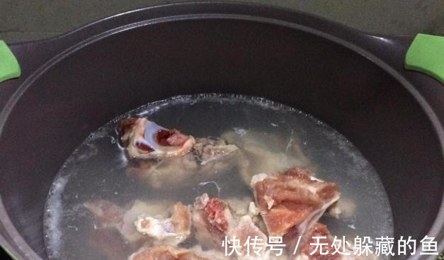 清香味|一碗可以喝了暖到脚的骨头汤,温补还营养,学会做给家人喝!