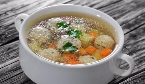 吃什么食物能降尿酸?六种食物不吃,六种食物