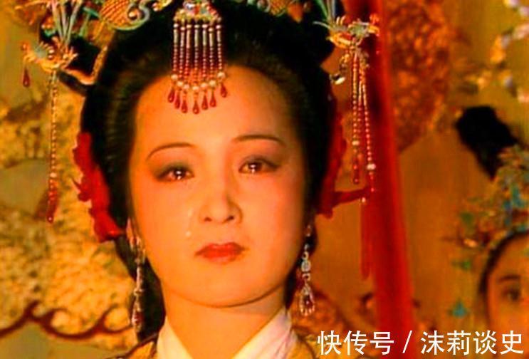 赵姨娘#贾环给元春磕头请安的机会都没有，端午节礼也没有他的，为什么？