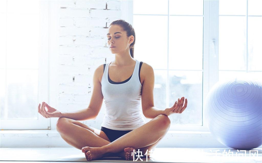 难度|瑜伽动作的难度有所不同,想锻炼出漂亮的背部,可以选难度适中的