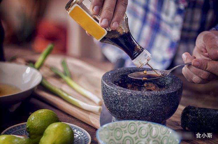 生抽、老抽、一品鲜、味极鲜，到底有哪些区别？看完涨知识了