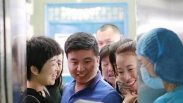 小李|“淡定产妇”火了,做梦的时候生了个娃,医生:这呼噜声真大