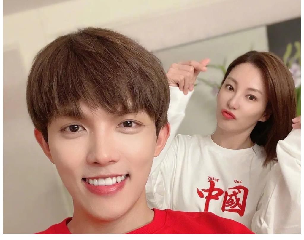 佟晨潔|再見愛人全新的情感紀實，佟晨潔魏巍感情微妙，家家有本難念的經