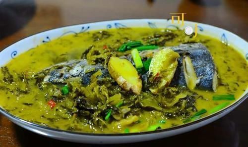 现在天气转凉,今天的晚餐,很久没吃猪肝了