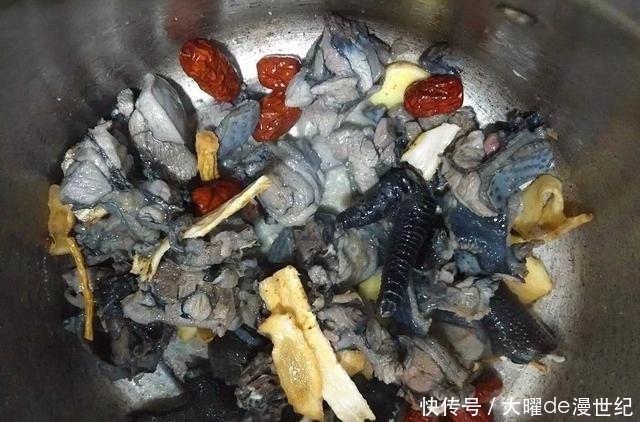 冬季这汤要多喝,强筋骨、祛风湿,头疼头晕、