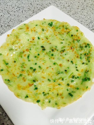 早餐饼最好吃的做法,这样做天天吃都不腻,大人小孩都抢着吃