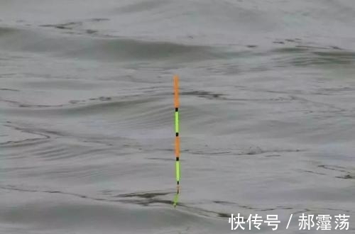野钓走水的四个处理方法,只要钓组能抛出去,风浪再大也不怕